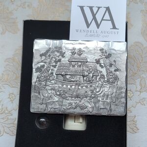 A Brand New Wendell And August Noah's Ark Night Light.